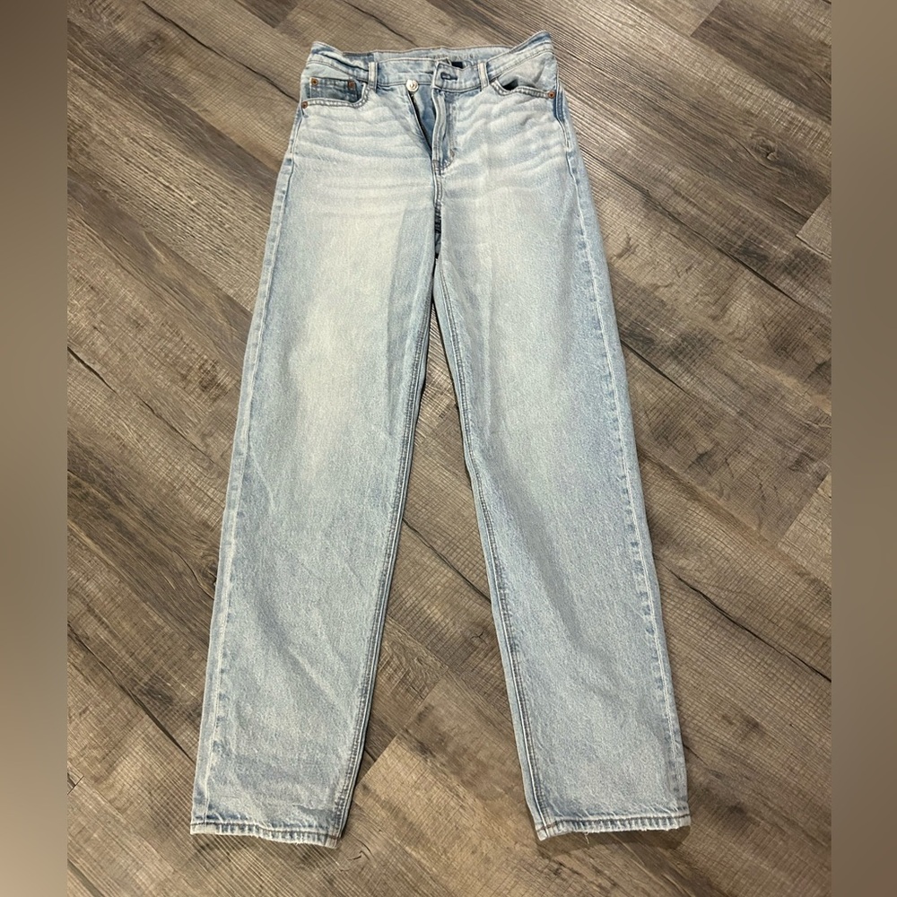 American Eagle straight leg jeans
